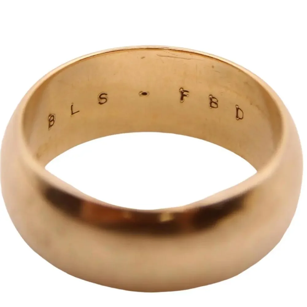 *SOLD* Vintage 14kt Yellow Gold Polished Wide Cigar Band Engraved Ring - Picture 3 of 9